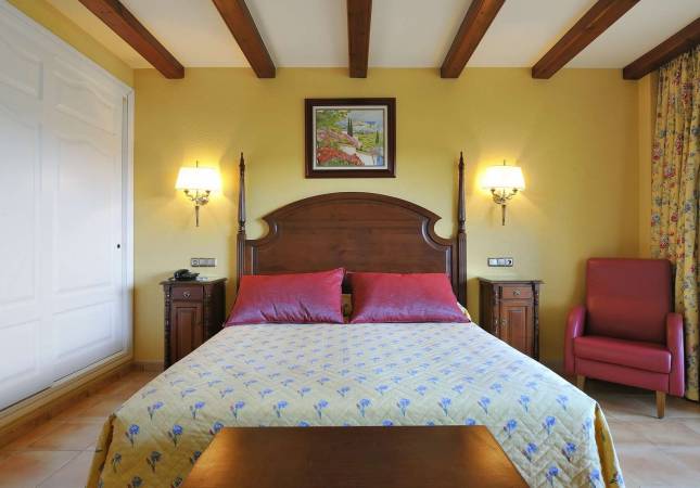 El mejor precio para Hotel Mas Tapiolas. El entorno más romántico con nuestra oferta en Girona