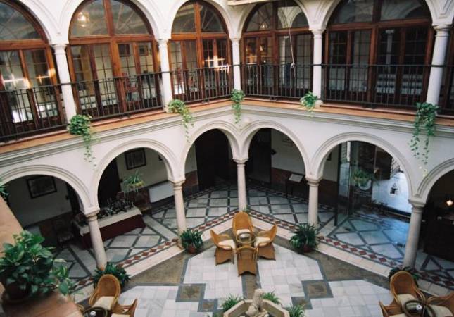 Relax y confort en Hotel Palacio Marqués de la Gomera. Disfruta  nuestro Spa y Masaje en Sevilla