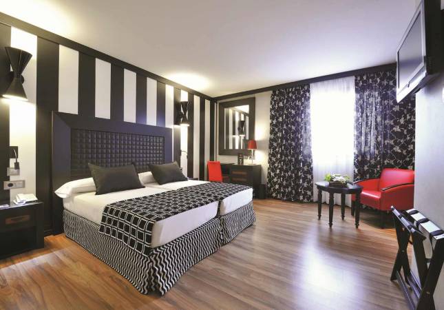 Las mejores habitaciones en Salles Hotel Aeroport Girona. Disfrúta con nuestra oferta en Girona