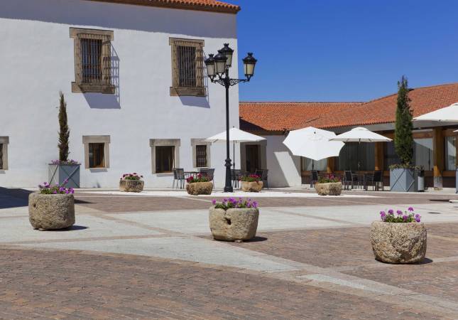 El mejor precio para Hospes Palacio de Arenales & Spa . Relájate con nuestro Spa y Masaje en Caceres