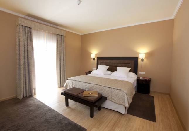 Precio mínimo garantizado para Hospes Palacio de Arenales & Spa . El entorno más romántico con nuestro Spa y Masaje en Caceres