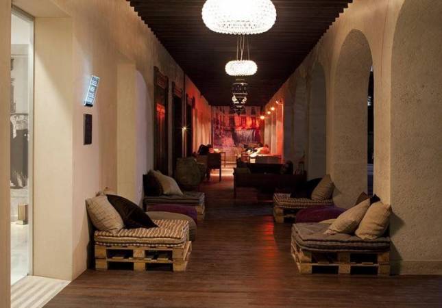Los mejores precios en Aire Hotel & Ancient Baths. El entorno más romántico con los mejores precios de Almeria