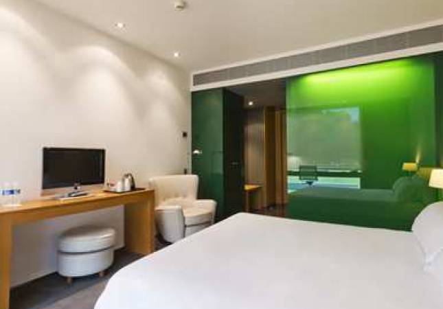 Ambiente de descanso en DoubleTree by Hilton La Mola Spa. Disfrúta con nuestro Spa y Masaje en Barcelona