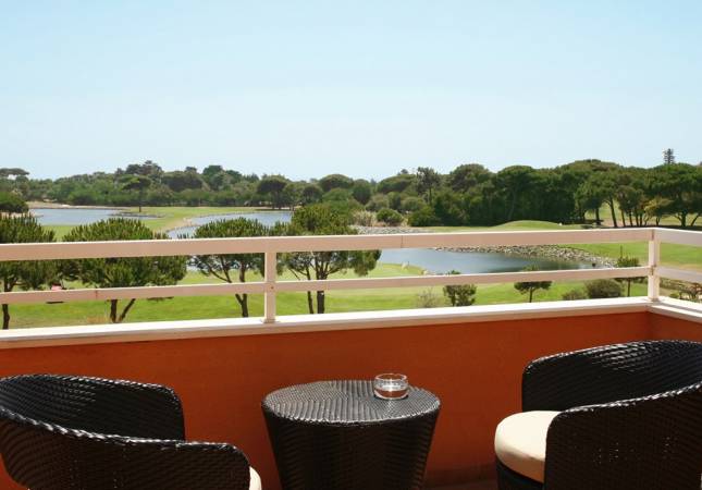El mejor precio para Hotel Quinta Da Marinha Resort. Relájate con nuestra oferta en 