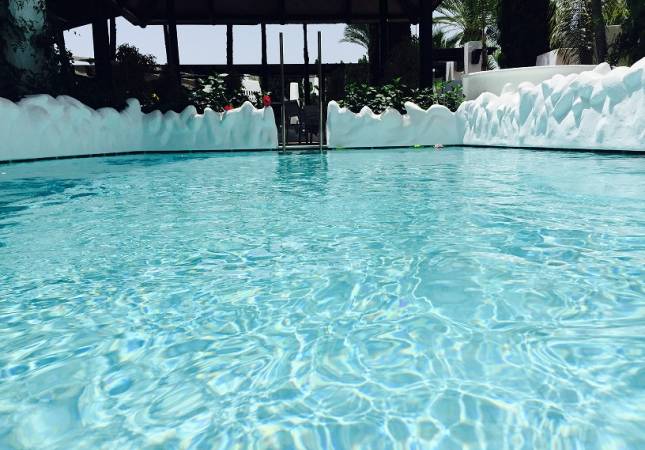 Precio mínimo garantizado para Hotel Suites Albayzi­n Del Mar. El entorno más romántico con los mejores precios de Granada