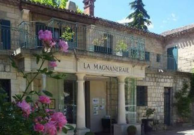 Relax y confort en Najeti Hostellerie De La Magnaneraie. Disfruta  nuestro Spa y Masaje en Gard (30) 