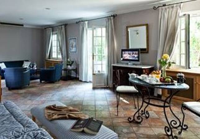 El mejor precio para Najeti Hostellerie De La Magnaneraie. El entorno más romántico con nuestro Spa y Masaje en Gard (30) 