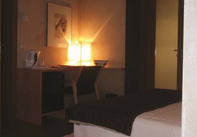 Románticas habitaciones en Posada Real De Las Misas. El entorno más romántico con nuestro Spa y Masaje en Zamora