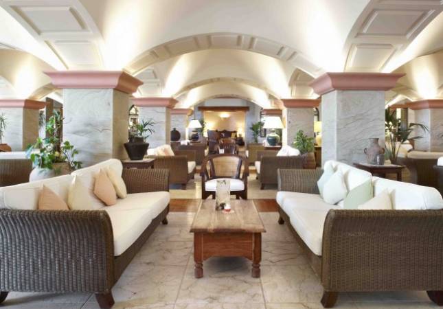 El mejor precio para Princesa Yaiza Suite Hotel Resort. La mayor comodidad con nuestro Spa y Masaje en Las Palmas