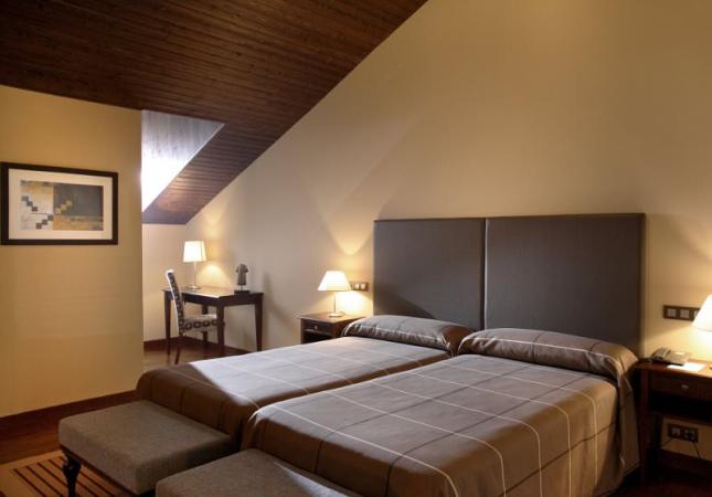 Las mejores habitaciones en Hotel Golf & Spa Real de Badaguas - Jaca . Disfrúta con nuestra oferta en Huesca