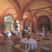 Ambiente de descanso en Hotel Palacio Casa de Carmona. La mayor comodidad con los mejores precios de Sevilla