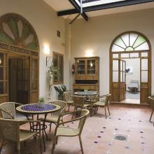 Espaciosas habitaciones en Hotel Montehueznar Spa. Disfruta  los mejores precios de Sevilla
