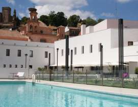 Ambiente de descanso en Hotel Convento Aracena & Spa. Disfrúta con los mejores precios de Huelva
