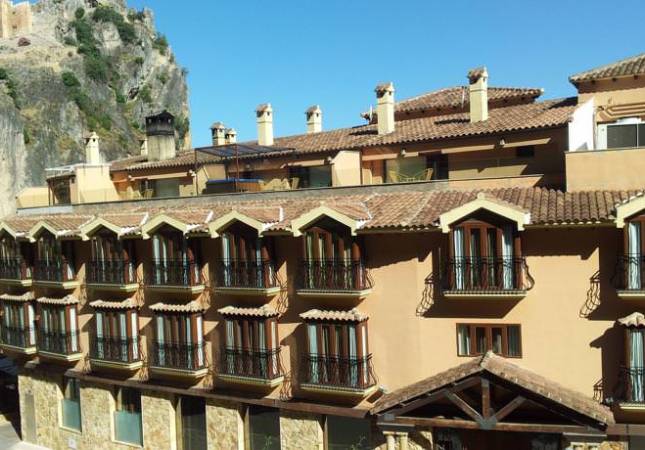 Las mejores habitaciones en Hotel Sierra de Cazorla. El entorno más romántico con nuestro Spa y Masaje en Jaen