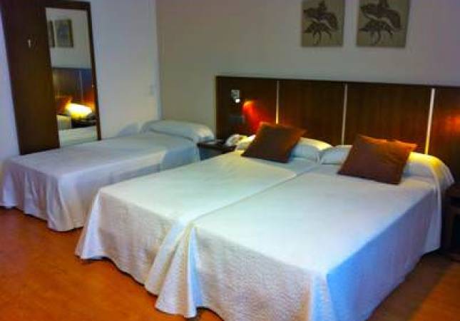 Las mejores habitaciones en Hotel Spa Norat Torre do Deza. La mayor comodidad con nuestro Spa y Masaje en Pontevedra
