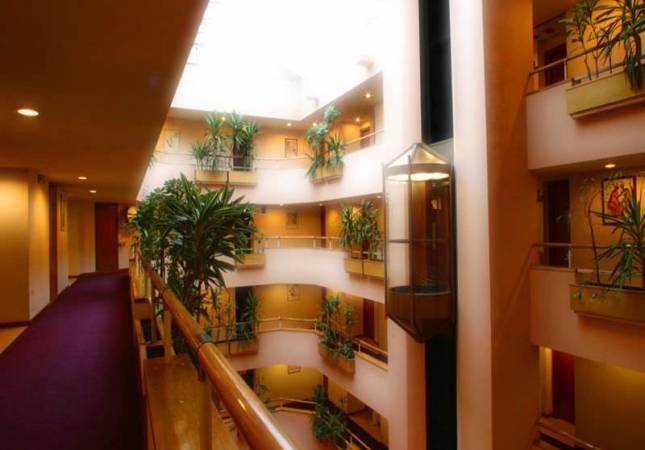 Relax y confort en Hotel Roc Blanc. Disfruta  nuestro Spa y Masaje en Escaldes-Engordany