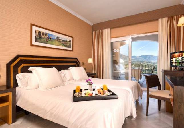 Confortables habitaciones en Hotel Spa La Cala Resort. Disfruta  nuestra oferta en Malaga