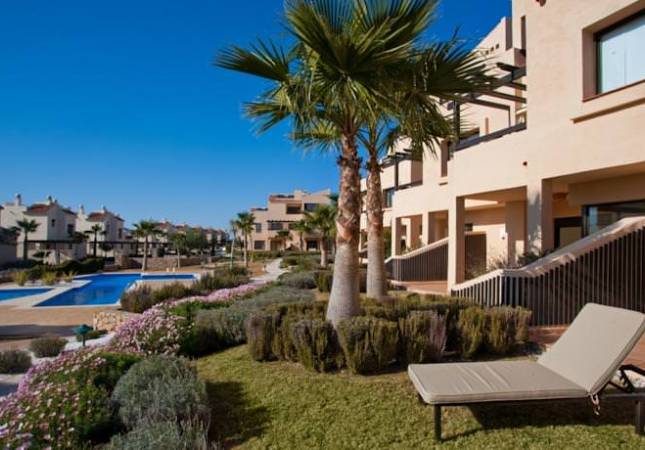 Relax y confort en Roda Golf & Beach Resort Apartamentos. La mayor comodidad con nuestra oferta en Murcia