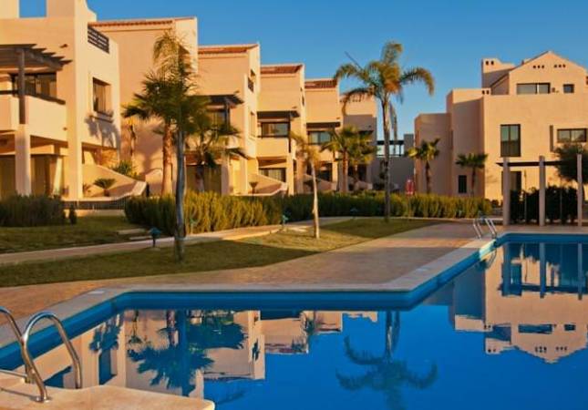 Precio mínimo garantizado para Roda Golf & Beach Resort Apartamentos. Disfruta  nuestro Spa y Masaje en Murcia
