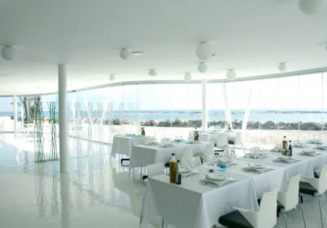 Las mejores habitaciones en Roda Golf & Beach Resort Apartamentos. Disfruta  nuestra oferta en Murcia