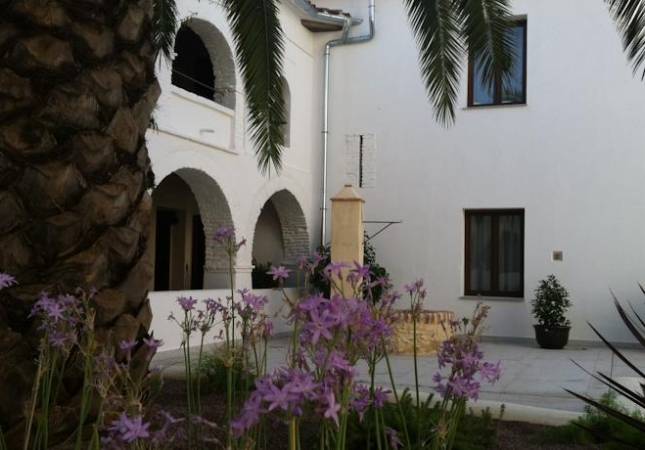 El mejor precio para Hotel Convento Aracena & Spa. Disfruta  los mejores precios de Huelva