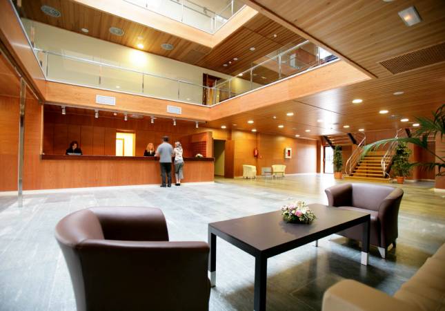 Las mejores habitaciones en Oca Augas Santas Balneario & Golf Resort. La mayor comodidad con los mejores precios de Lugo