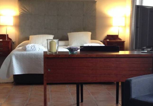 Los mejores precios en Hotel la Pardina. Disfruta  nuestra oferta en Huesca