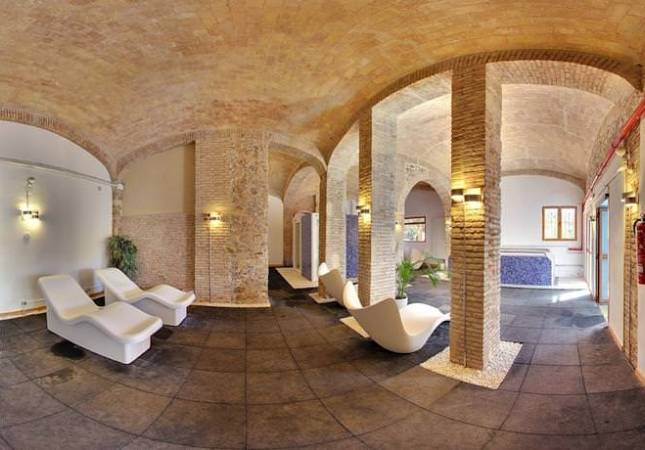 Espaciosas habitaciones en Hotel & Spa Xauen. Relájate con los mejores precios de Castellon