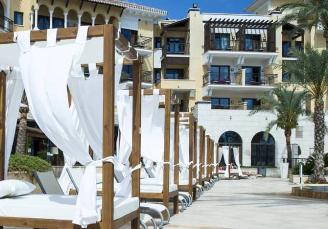 Las mejores habitaciones en Intercontinental Mar Menor Golf Resort and Spa. El entorno más romántico con nuestro Spa y Masaje en Murcia
