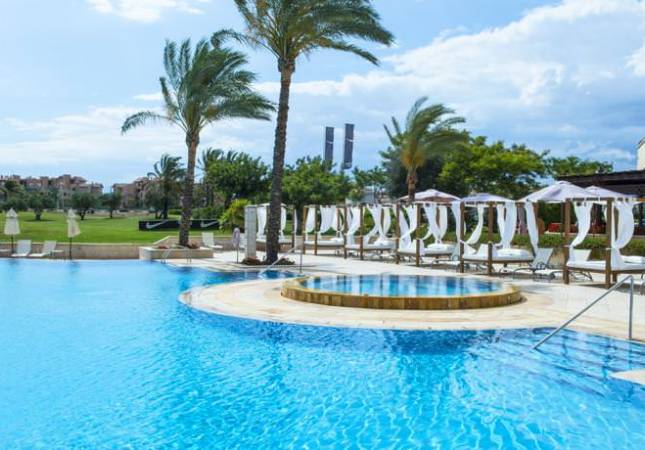 Los mejores precios en Intercontinental Mar Menor Golf Resort and Spa. El entorno más romántico con nuestra oferta en Murcia