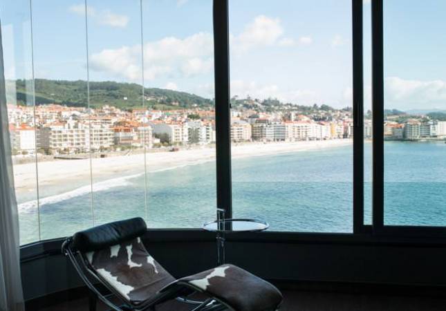 Los mejores precios en Gran Talaso Hotel Sanxenxo. El entorno más romántico con los mejores precios de Pontevedra