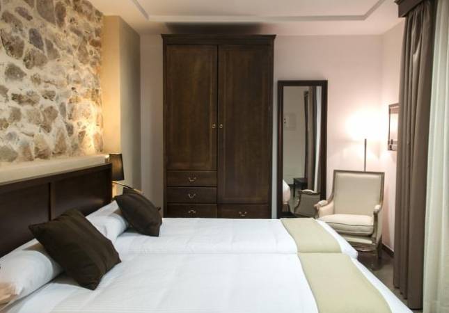 Inolvidables ocasiones en Hotel Convento Aracena & Spa. La mayor comodidad con los mejores precios de Huelva