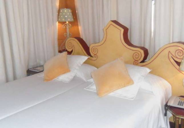 El mejor precio para Hotel Palacio Marqués de la Gomera. El entorno más romántico con nuestro Spa y Masaje en Sevilla
