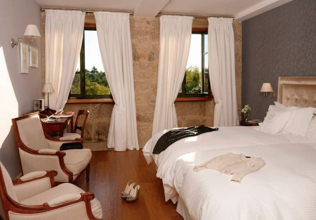 Espaciosas habitaciones en A Quinta Da Agua Hotel Spa Relais & Chateaux. Relájate con nuestra oferta en A Coruna