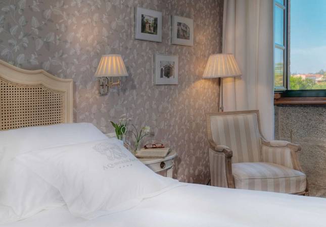 Espaciosas habitaciones en A Quinta Da Agua Hotel Spa Relais & Chateaux. Disfrúta con los mejores precios de A Coruna