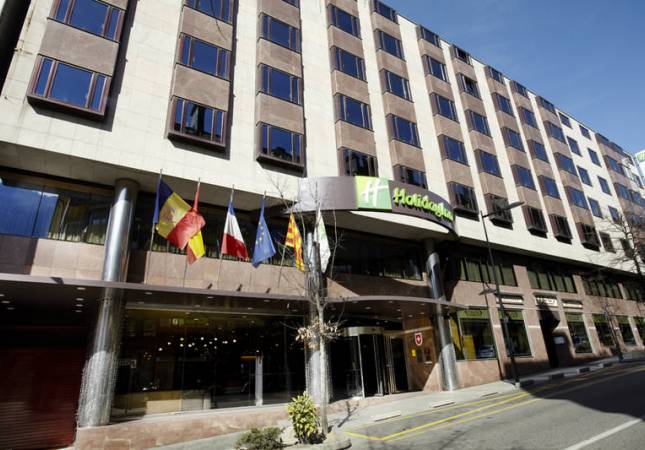 Los mejores precios en Hotel Holiday Inn Andorra. Disfrúta con nuestra oferta en Andorra la Vella