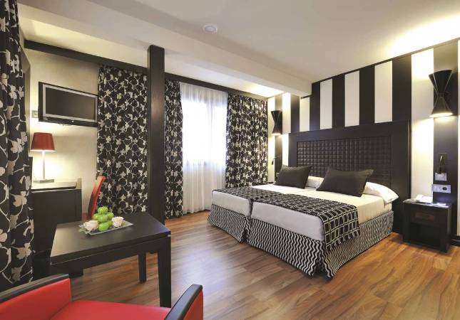 Las mejores habitaciones en Salles Hotel Aeroport Girona. La mayor comodidad con los mejores precios de Girona