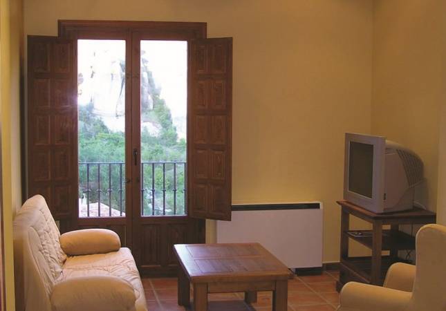 Las mejores habitaciones en Apartamentos Hoz del Huécar. Disfruta  los mejores precios de Cuenca
