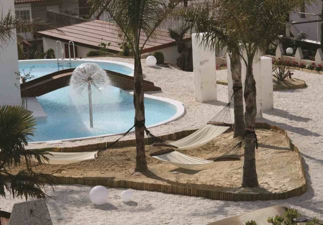 Confortables habitaciones en Augusta Spa Resort. Relájate con nuestra oferta en Pontevedra