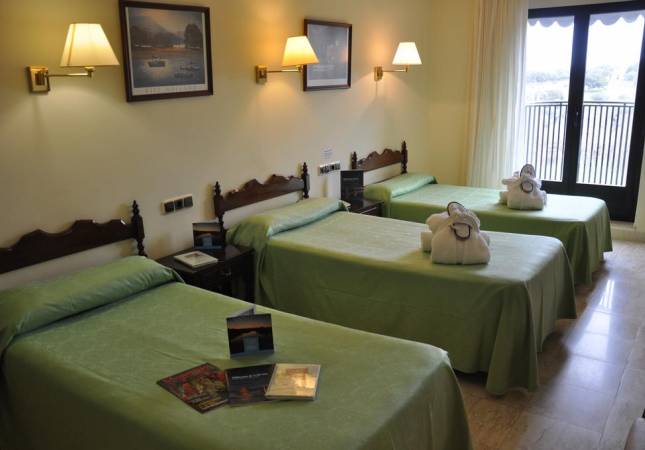 Espaciosas habitaciones en Balneario De Ledesma. Disfruta  nuestro Spa y Masaje en Salamanca
