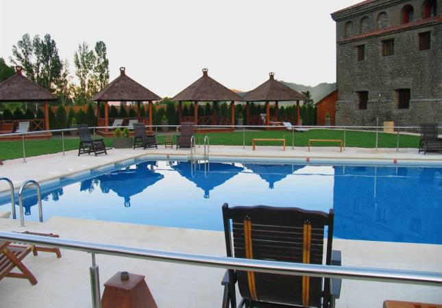 Precio mínimo garantizado para Barceló Monasterio de Boltaña. Disfruta  nuestro Spa y Masaje en Huesca