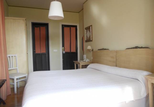 Espaciosas habitaciones en Hotel La Casona del Sella. El entorno más romántico con nuestro Spa y Masaje en Asturias