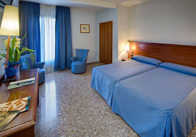 Los mejores precios en Hotel Civera. Disfrúta con los mejores precios de Teruel