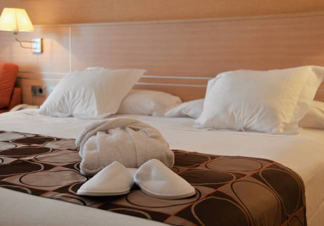 Precio mínimo garantizado para Hotel Class Valls. Disfrúta con nuestro Spa y Masaje en Tarragona