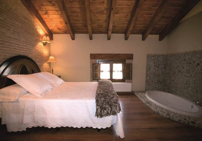 Espaciosas habitaciones en Posada & spa Los Condestables. El entorno más romántico con los mejores precios de Zamora