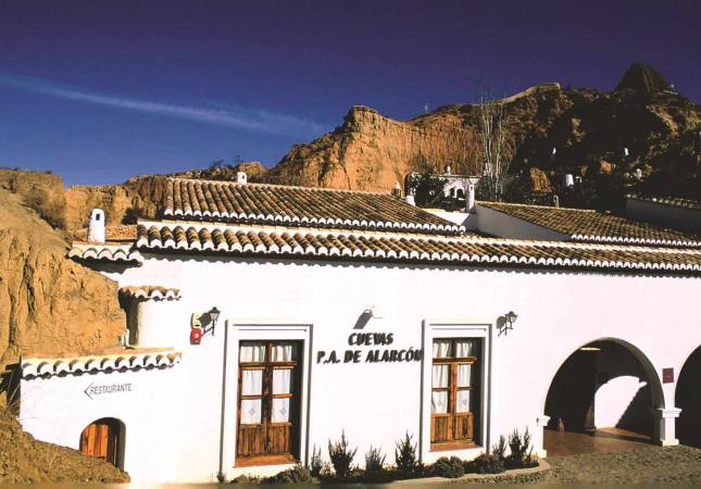 Los mejores precios en Cuevas Pedro Antonio de Alarcón. Disfrúta con nuestro Spa y Masaje en Granada