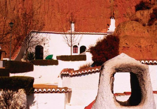 Los mejores precios en Cuevas Pedro Antonio de Alarcón. Relájate con nuestro Spa y Masaje en Granada