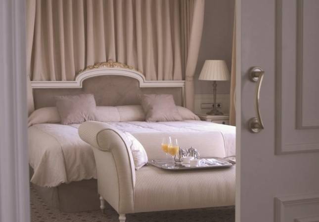 Los mejores precios en Hotel Fontecruz Toledo. El entorno más romántico con nuestra oferta en Toledo