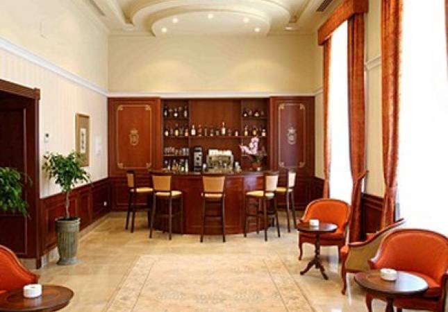 Precio mínimo garantizado para Gran Hotel Pelayo. La mayor comodidad con nuestro Spa y Masaje en Asturias
