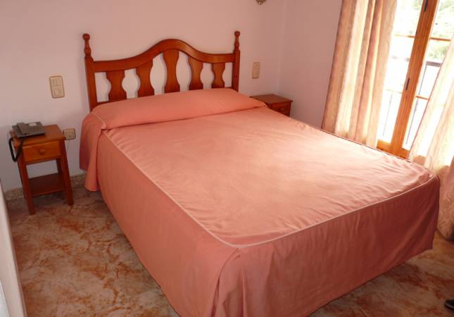 Relax y confort en Hostal Rural Montual. Disfrúta con nuestro Spa y Masaje en Granada